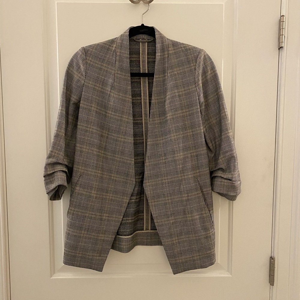 Aritzia Power Blazer
